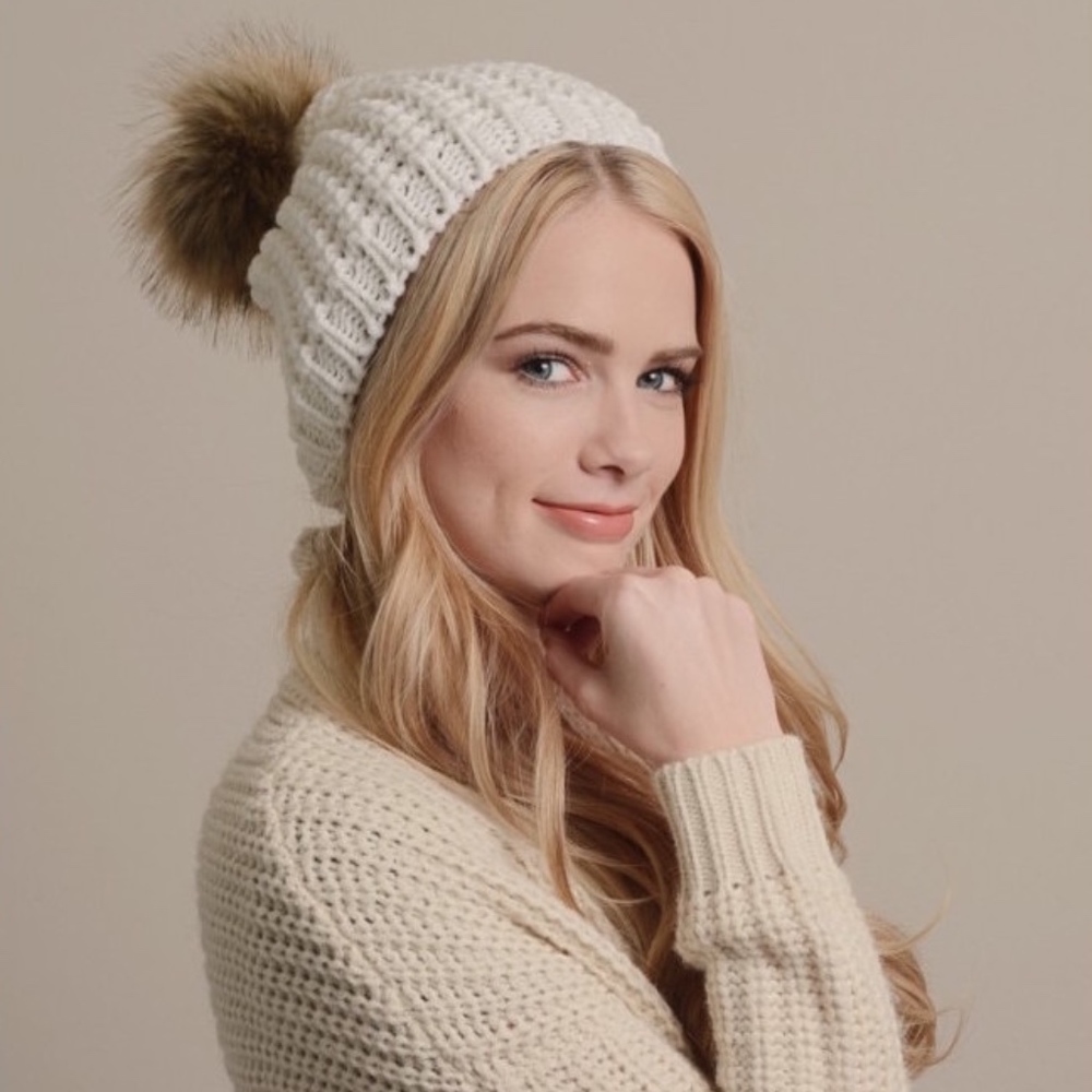 Ivory Textured Beanie with Faux Fur Pom Pom
